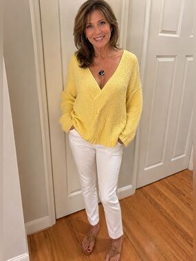 💛 HEM & THREAD Lightweight Happy Yellow Sweater ~ NWOT